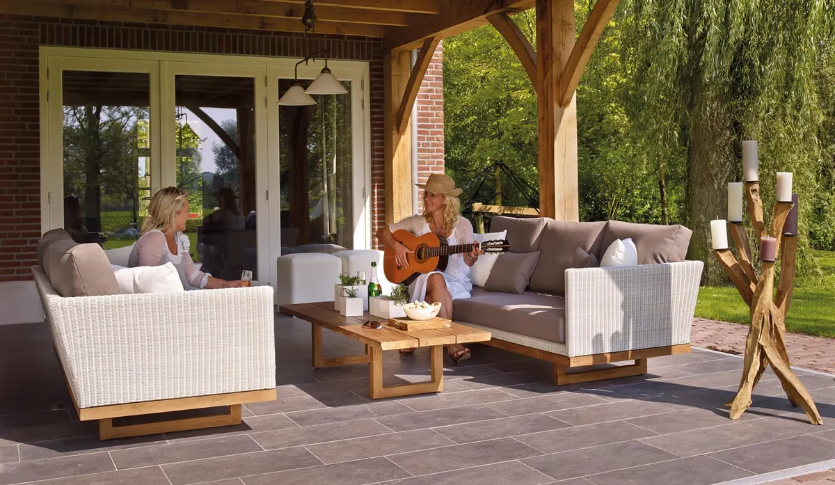 How to Choose the Right Outdoor Sofa for Your Climate and Space
